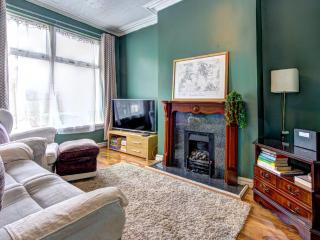 Pass the Keys Modern Two Bedroom Home by Levenshulme Station - Manchester - 0