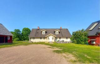 Awesome Home In Bjärnum With House A Panoramic View - Bjärnum - 2