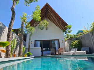 Villa Giyor - Nusa Lembongan - 0