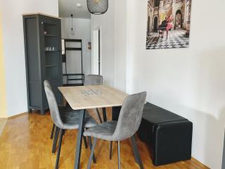 Schöne 2 Zimmer Wohnung im Zentrum von Naumburg - Naumburg - 1