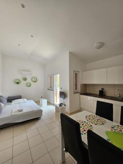 Polina Apartmani - Klenovica - 8