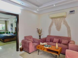 Serene Hemkunt 1BHK Home in GK1 - Neu-Delhi - 3