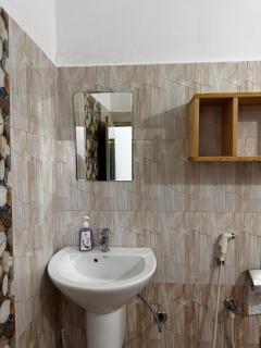 Beach Heaven by Azure Heaven Holidays - Whole House - Mararikulam - 6