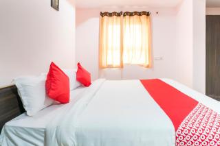 Spot On Sunshine Inn - Lingampalli - 5