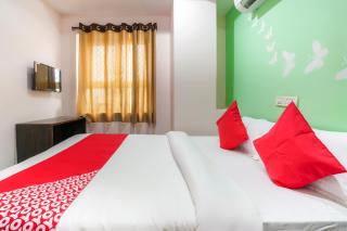Spot On Sunshine Inn - Lingampalli - 2
