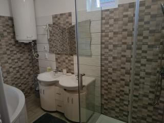 Eco-Wood Family - Ostoros - 1