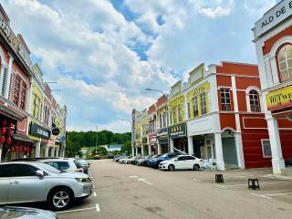 Super Mario Suite Austin Height 6-8 pax - Johor Bahru - 3