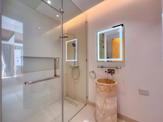 Luxpride 4 villas - 1