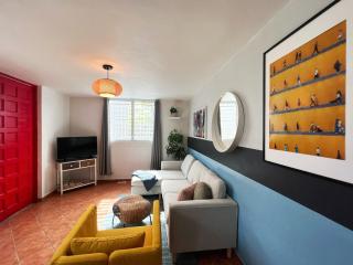 Spacious 2 BR in San Juan+Parking - Steps to Beach - San Juan - 3