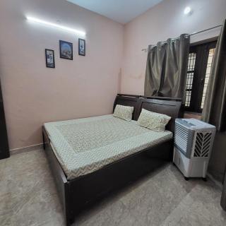 Peaceful Stay in Doon, Gateway to Mountains - Dehradun - 0