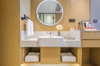 Vienna Classic Hotel Kunming Dianchi International Convention and Exhibition Center Vanke Feicui Riverside Branch - Kunming - 9