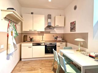CALM & GREEN by JR City Apartments - Wenen - 9