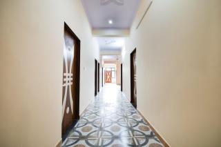 Super OYO 70183 Sai Kripa Lodging - 2