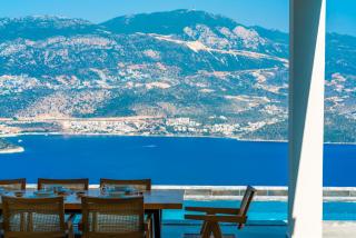 Deniz Manzaralı Geniş Tatil Villası - Kaş - 4