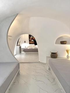 Cave Crafted Suites - Fira - 1