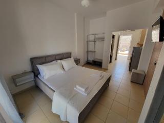SeaView Private Studio - Sarandë - 7