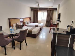 HOTEL REDLAS INN - Sangāreddi - 8