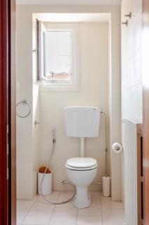 Green House 5 minutes from Lake - 1