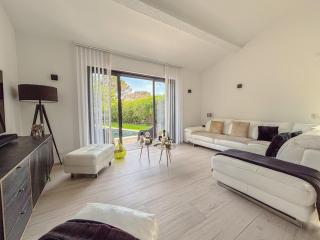 Villa contemporaine, 5 voyageurs avec piscine, jardin et proche du bord de mer - Saint-Raphaël - 3