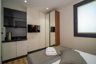Rusel Park Residence - 7