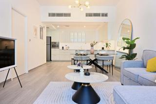 Air Homes - Stylish Urban Living in a Modern 1BR - 6