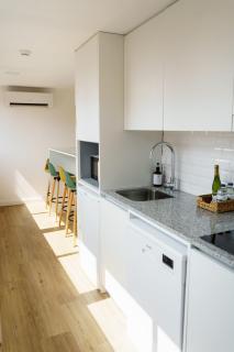 Lighthouse by MyMoradia I Vue & Élégance à Porto - 3