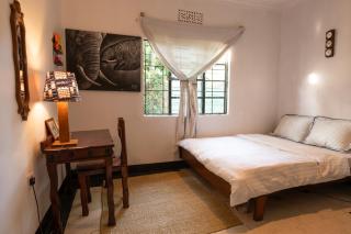 Kobe Nature Homestay - 9