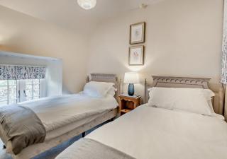 Hillcrest Cottage - Hulme End - 3