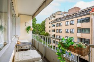 Design District w Free Parking Garage, Balcony, Netflix, 200m tram&bus - Helsinki - 5