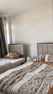 Modern hotel apartment in Second New Cairo - Madinaty - 4