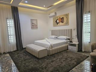 Aryna Apartment - Mama - 9