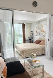 Casa Serenity Staycation At Azure - Manila - 0