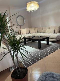 Sea View Apartment - Durrës - 3