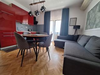 LUCY Apartments with heated saltwater pool and free private parking - Zadar - 2