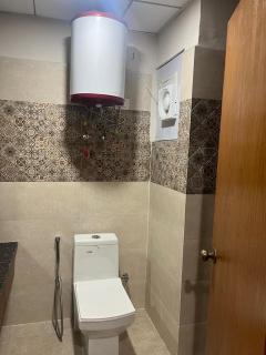 Deluxe apartment -paramount - Greater Noida - 1