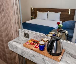 Airport Waves Hotel - Arnavutköy - 2