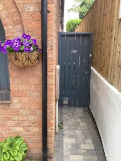 Cosynite B&B for 2 - Birmingham - 4