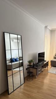 Modern Central Apt Free Parking Great Location - Pristina - 3