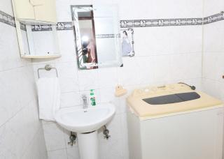 Corner Spacious homestay 3 double bed, 2 bath - Neu-Delhi - 5
