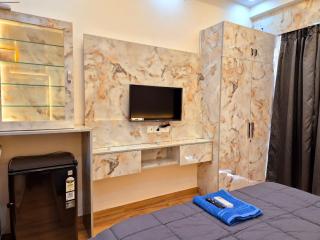 Cozystay - Greater Noida - 7