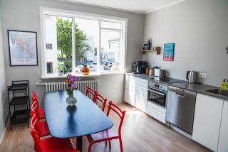 Reykjavík Rainbow Guesthouse - Reykjavik - 9