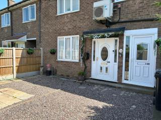 The Shaw House, 2 - Knutsford - 1