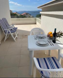 Apartment Lana Maris studio 2 - 200m from beach, terrace with sea view, wi-fi and free parking - 6