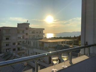 Big good view apartment 2 bedrooms - Durazzo - 0
