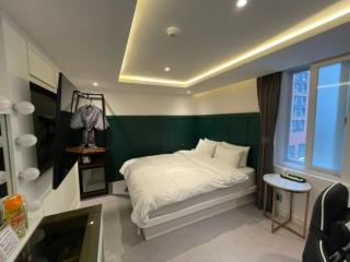 C-line Hotel - Uijeongbu - 9