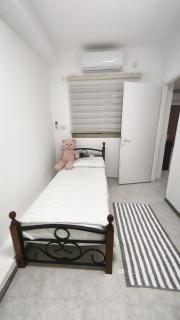 בית רזליאן - נוף בשכונה - 6