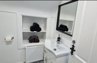 Tullywolly Cottage, Irvinestown - - 6