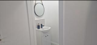 Tullywolly Cottage, Irvinestown - - 7