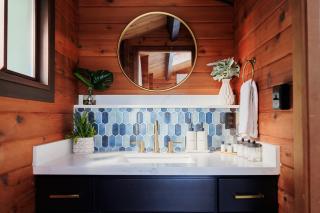 Port Hadlock Luxury Cabin Retreat Awaits you! cabin - Chimacum - 1