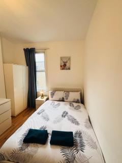 Mile-End Staycation - 5